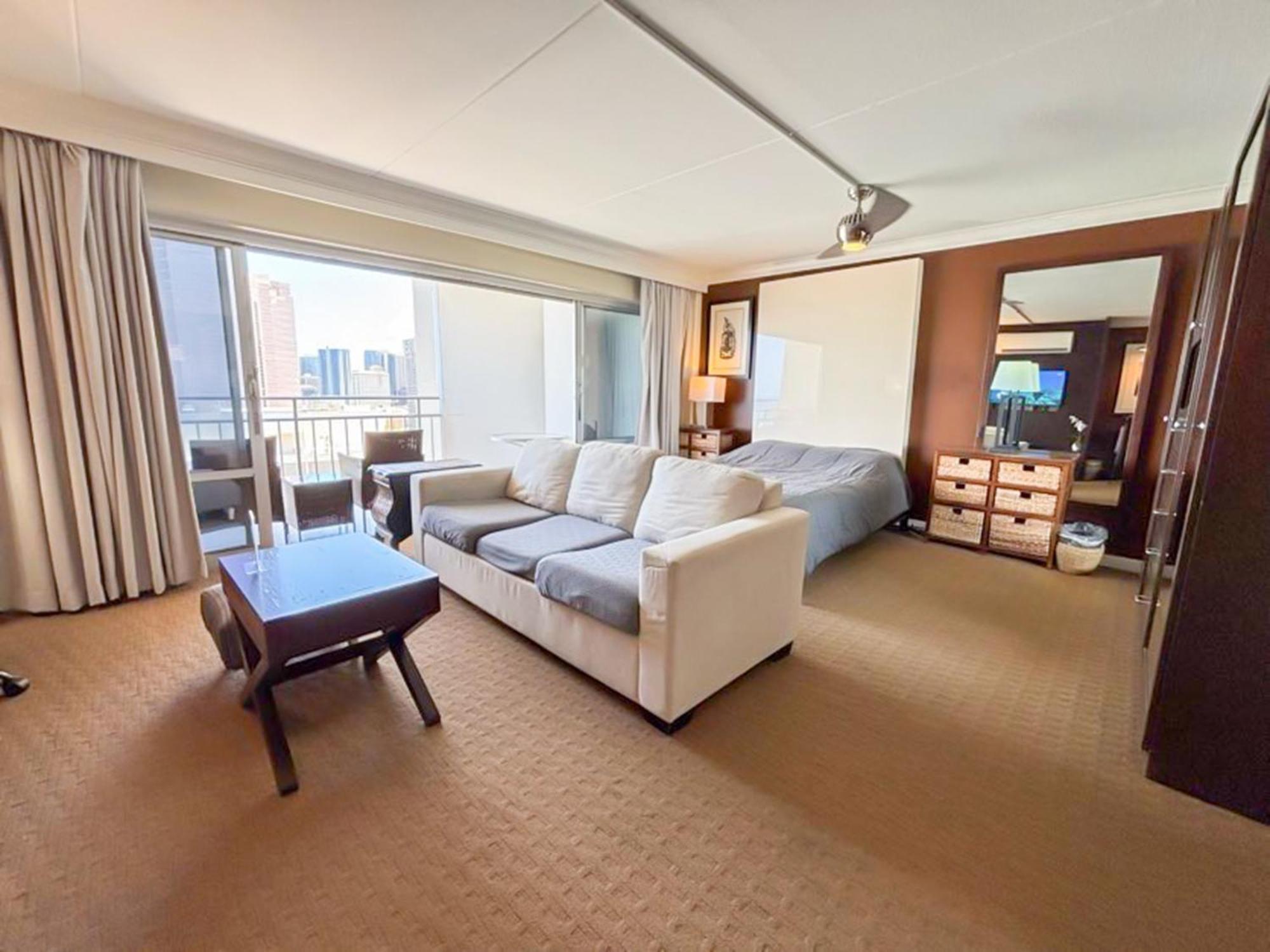 Ilikai 2127 - Spacious With Spectacular Ocean & Harbor Views * Honolulu